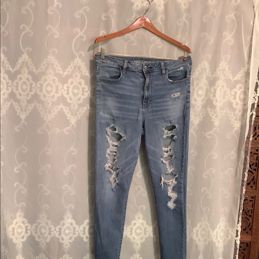 American Eagle Outfitters Light Blue Distressed Skinny Jeans‎